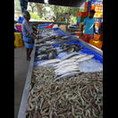 Ein Fischstand an der Straße
